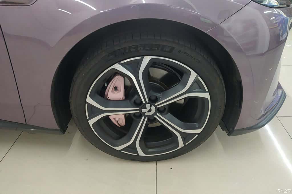 NIO ET5, 2024 6