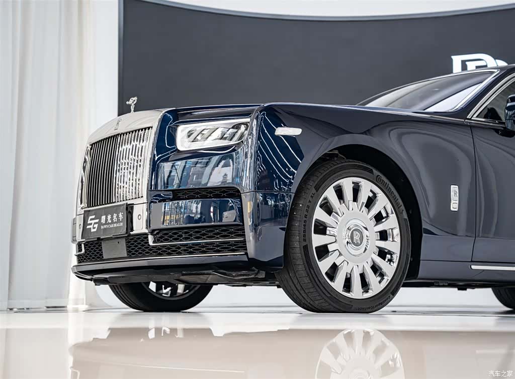 Rolls-Royce Phantom, 2019 24