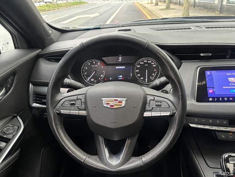 Cadillac XT4, 2023 11
