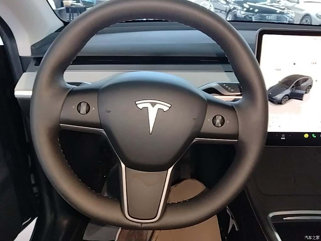 Tesla Model Y, 2024 11