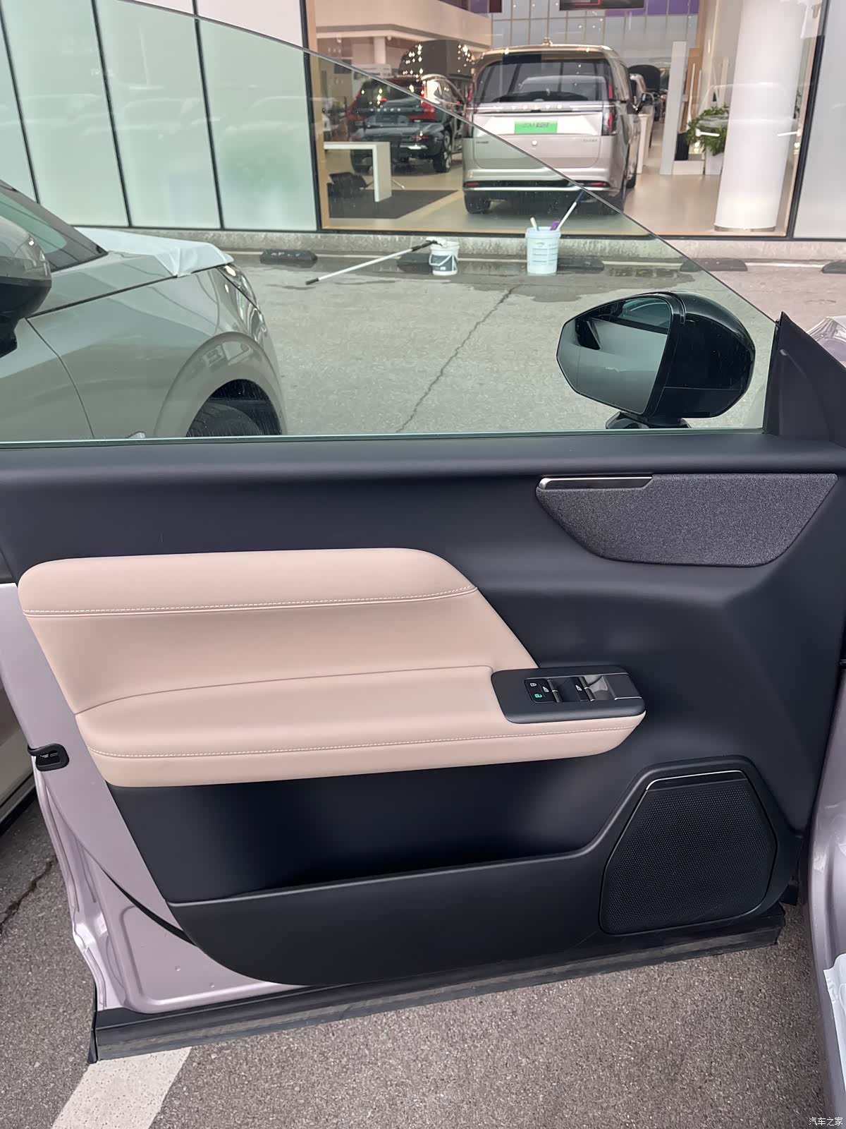 Volvo XC70, 2025 7