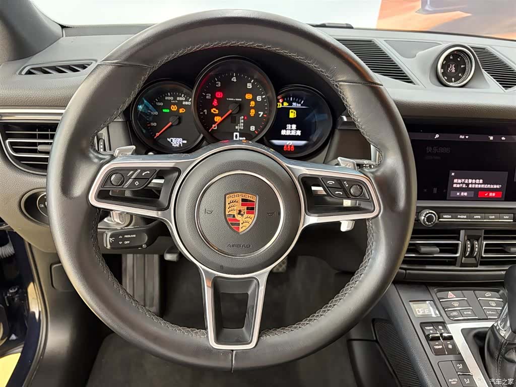 Porsche Macan, 2020 12
