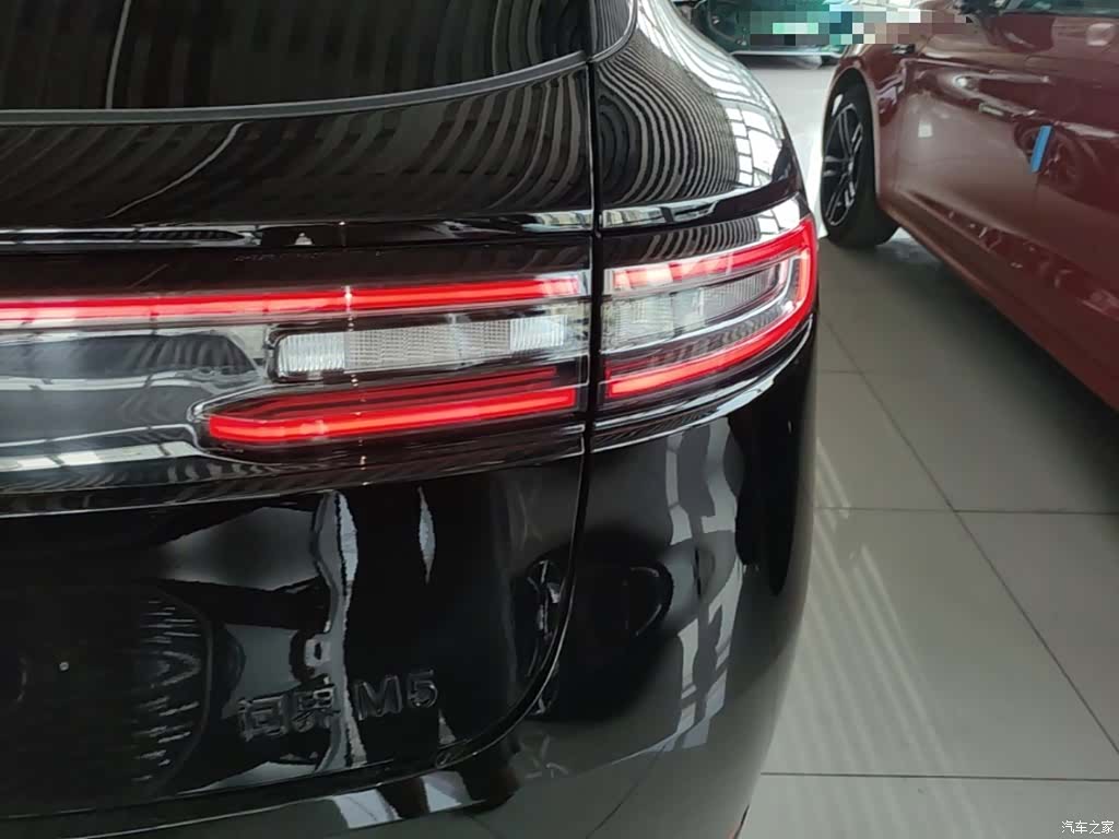 AITO M5, 2025 8