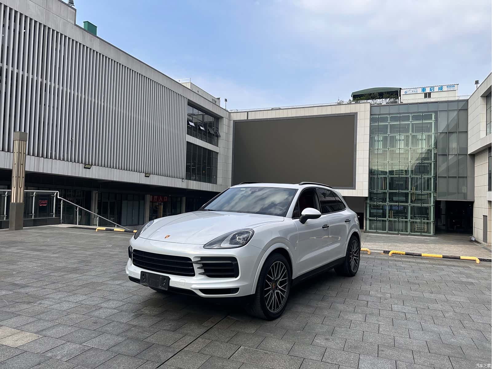 Porsche Cayenne, 2022 1