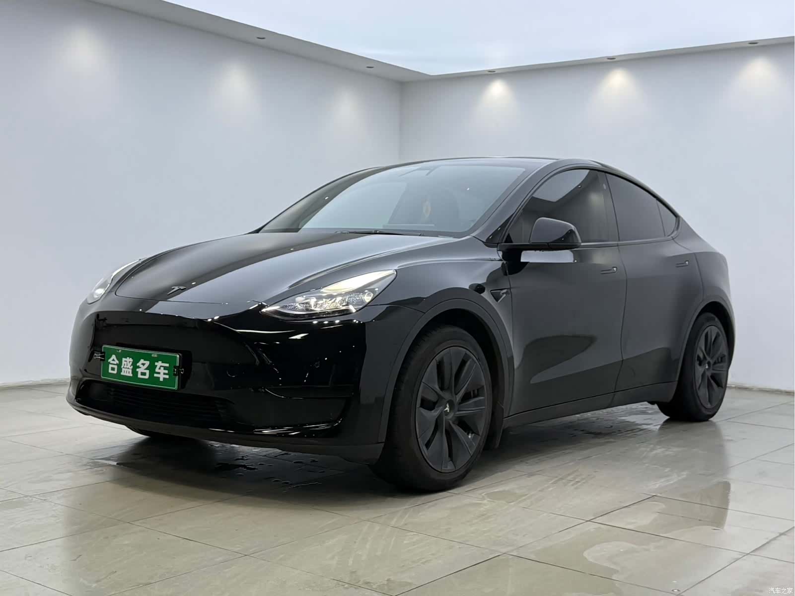 Tesla Model Y, 2022 1