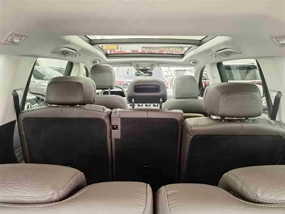 Mercedes-Benz GLS Mercedes-Benz GLS