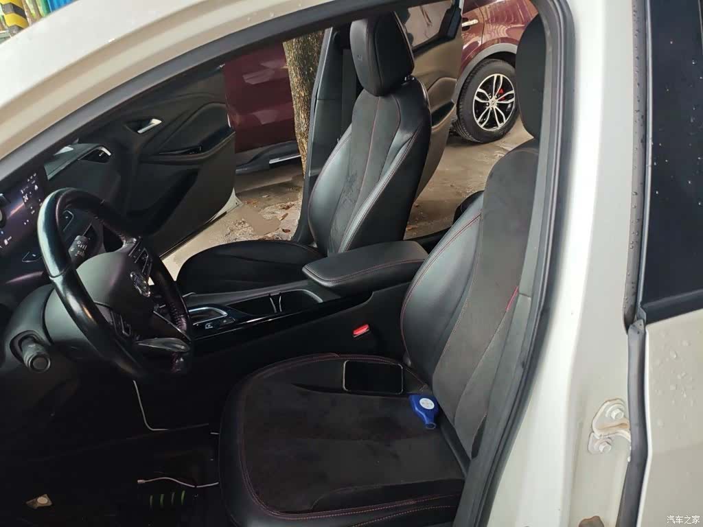 Buick Verano, 2022 11