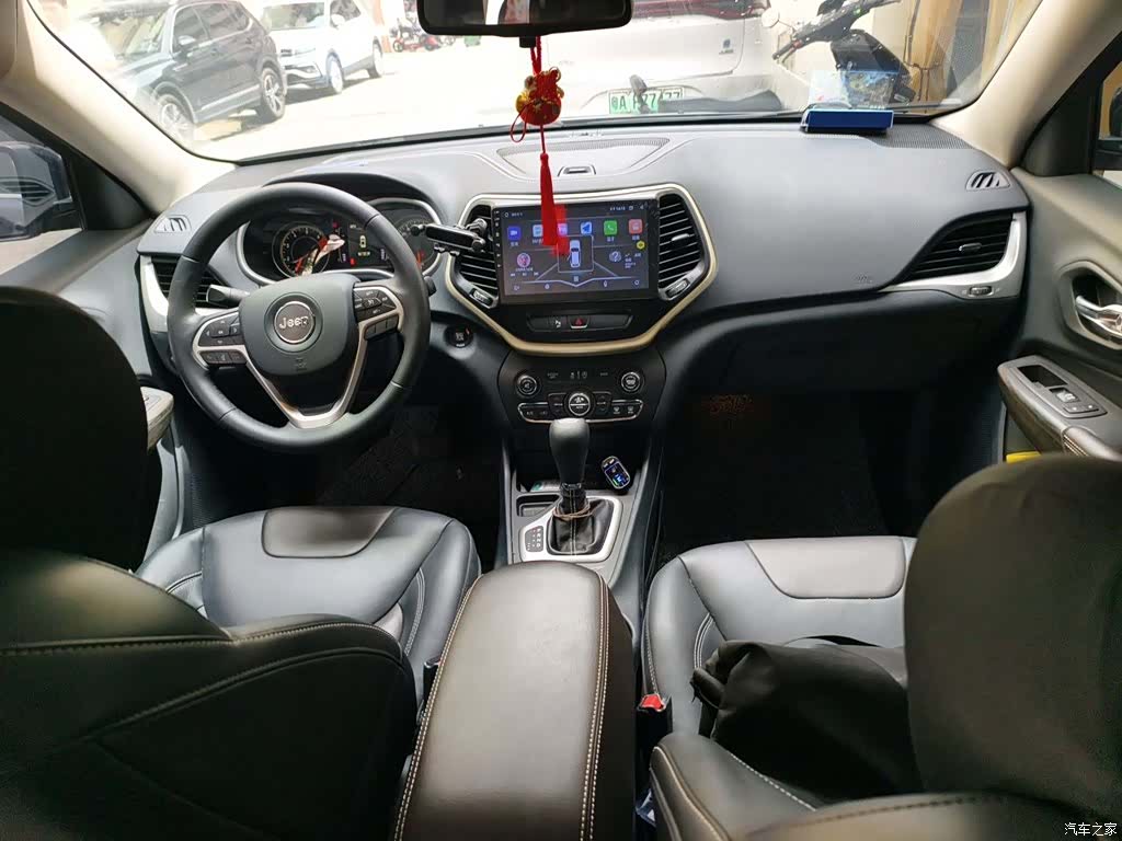 Jeep Cherokee, 2016 6