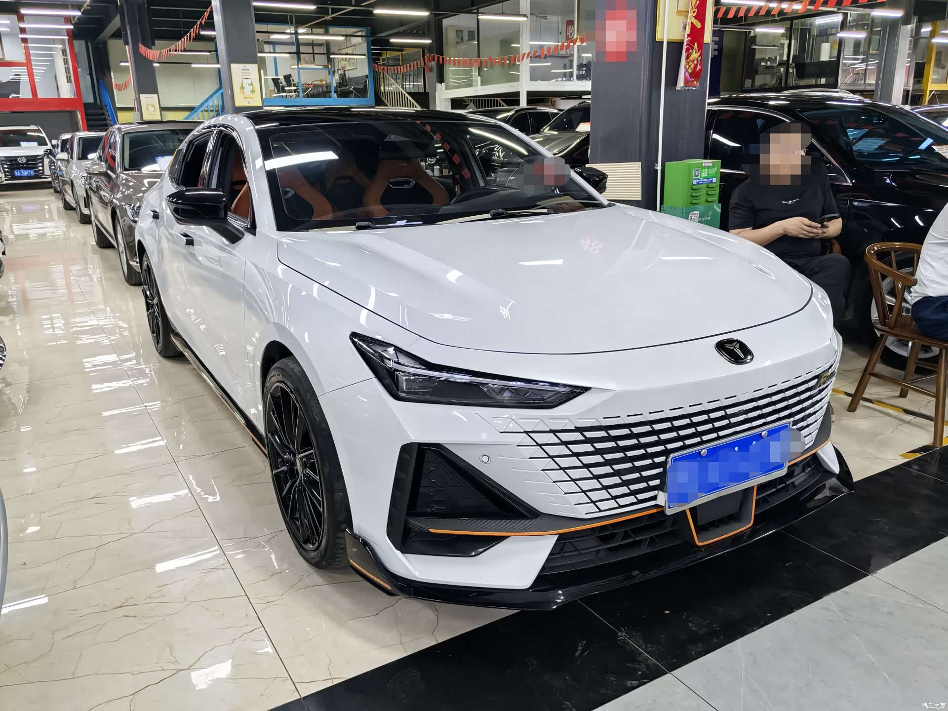 Changan UNI-V, 2023 3