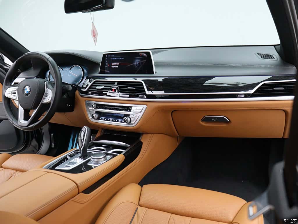 BMW 7 Series, 2018 24