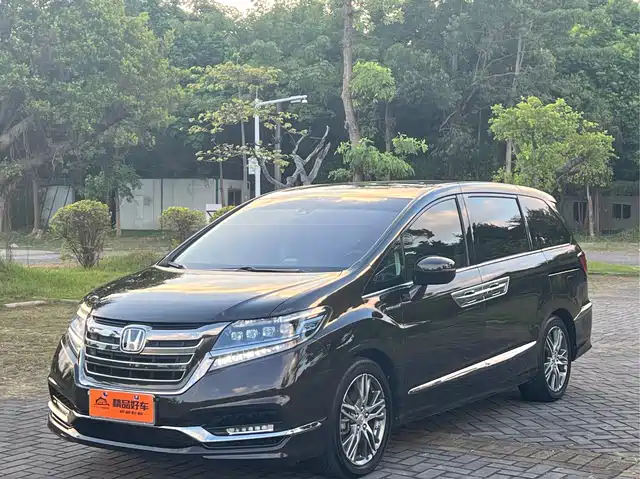Honda Elysion 2021 — купить из Китая под заказ