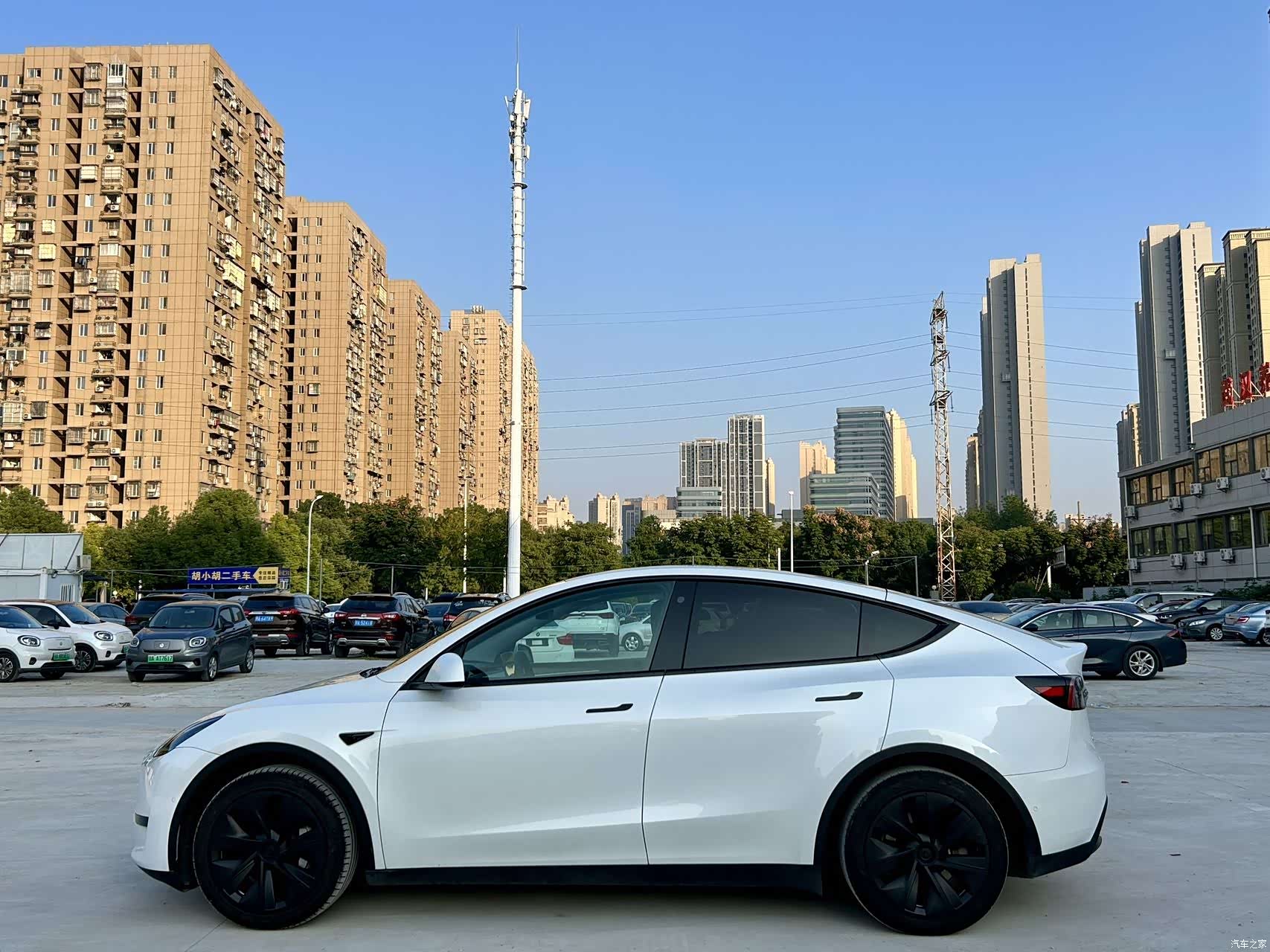 Tesla Model Y, 2024 7
