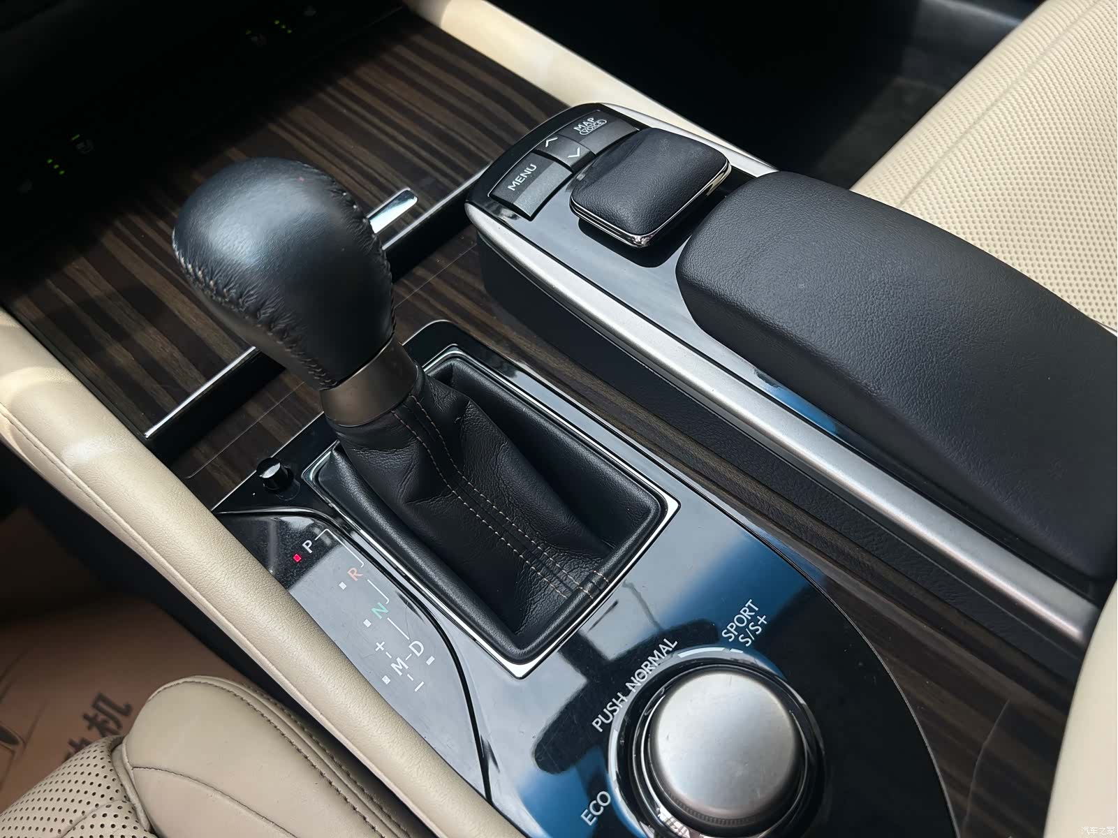 Lexus GS, 2012 18