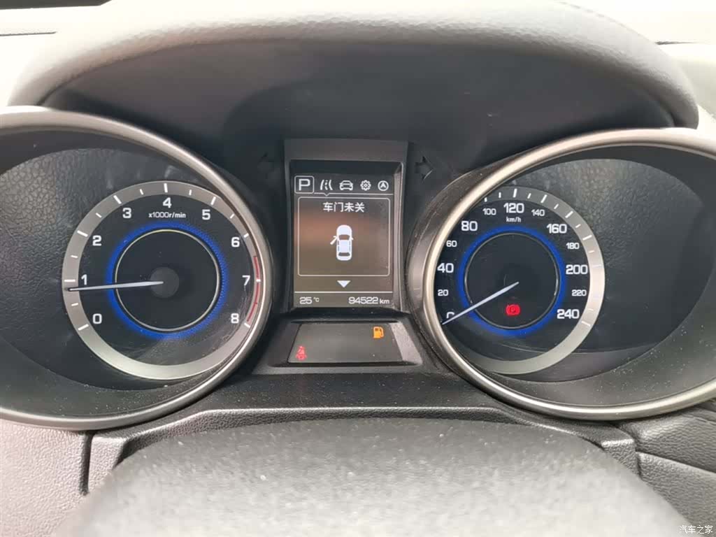 Changan CS35, 2017 12