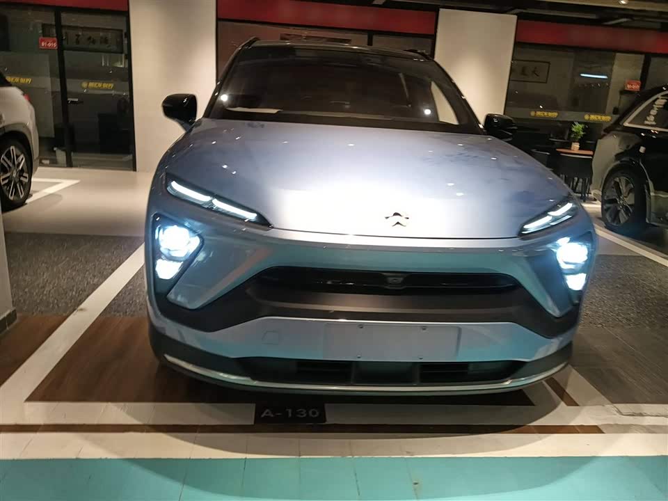 NIO ES6