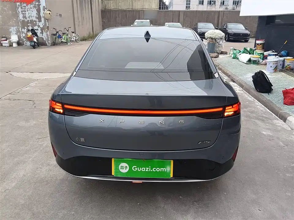 XPENG P5
