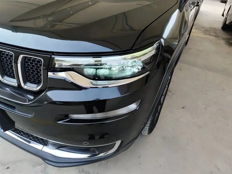 Jeep Grand Commander