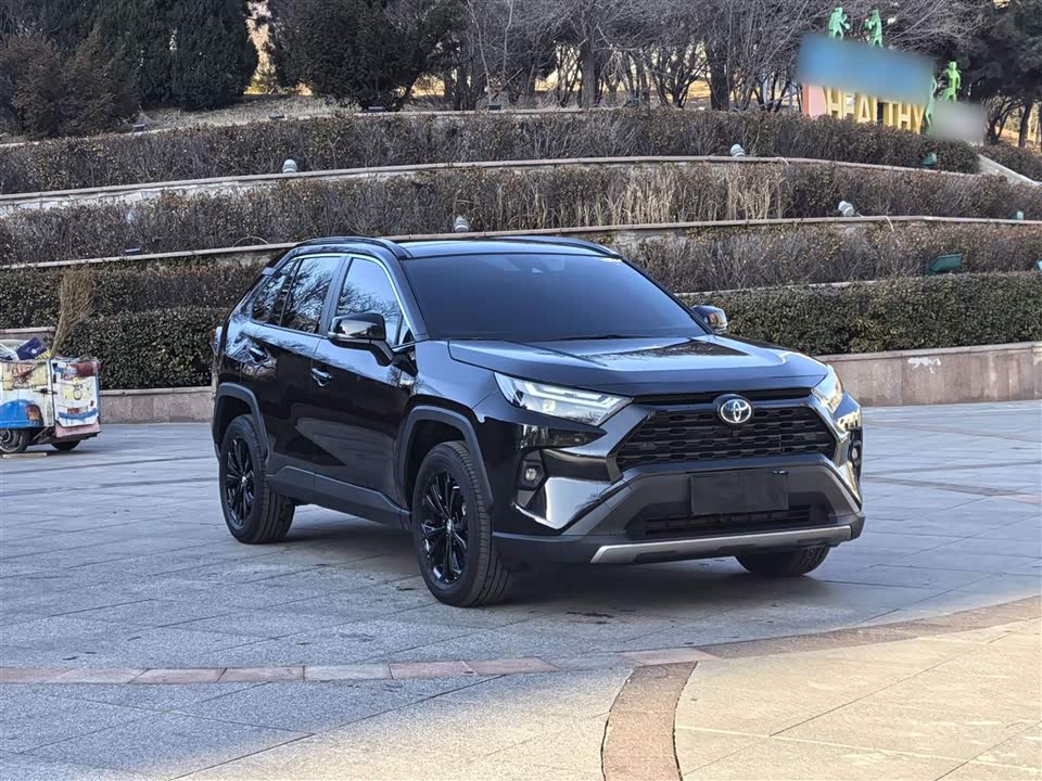 Toyota RAV4 Rongfang