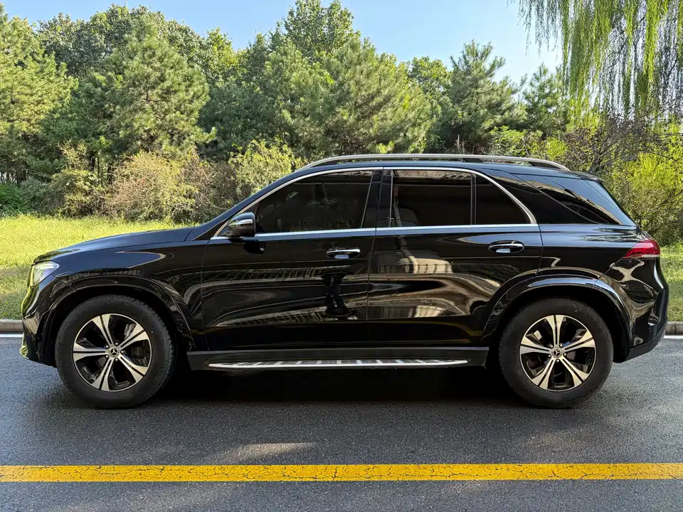 Mercedes-Benz GLE Mercedes-Benz GLE