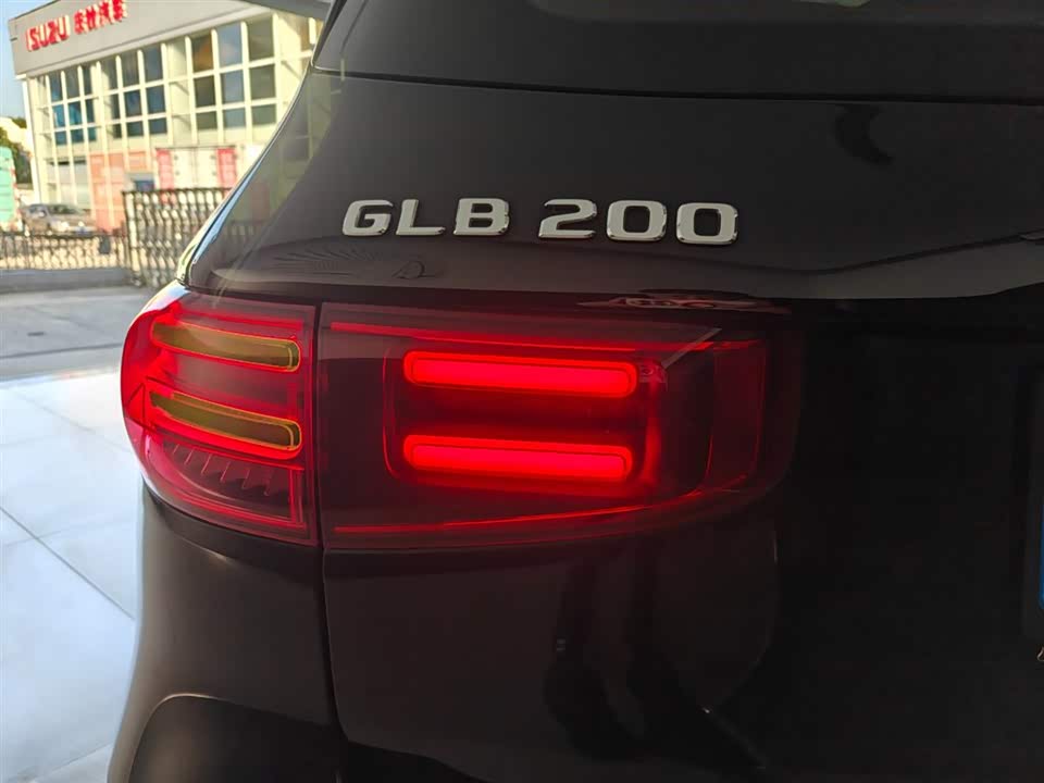 Mercedes-Benz GLB