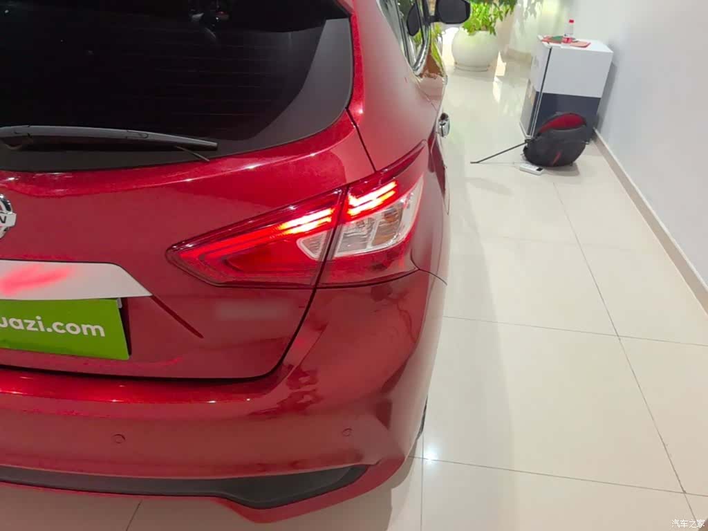 Nissan Tiida, 2023 8
