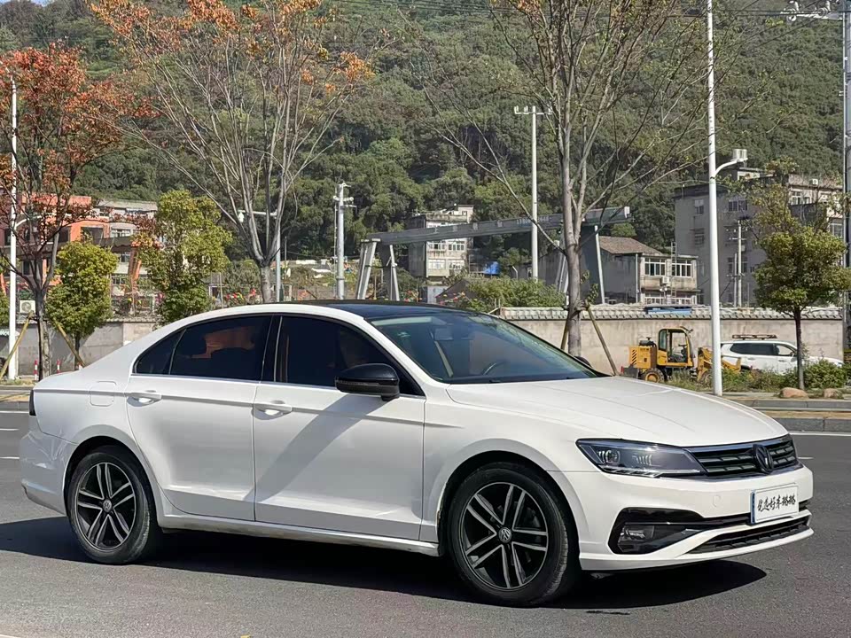 Volkswagen Lingdu