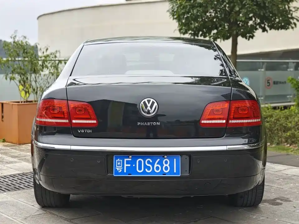 Volkswagen Phaeton