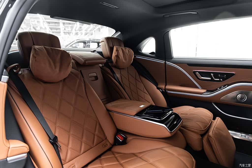 Maybach S-Class, 2024 13