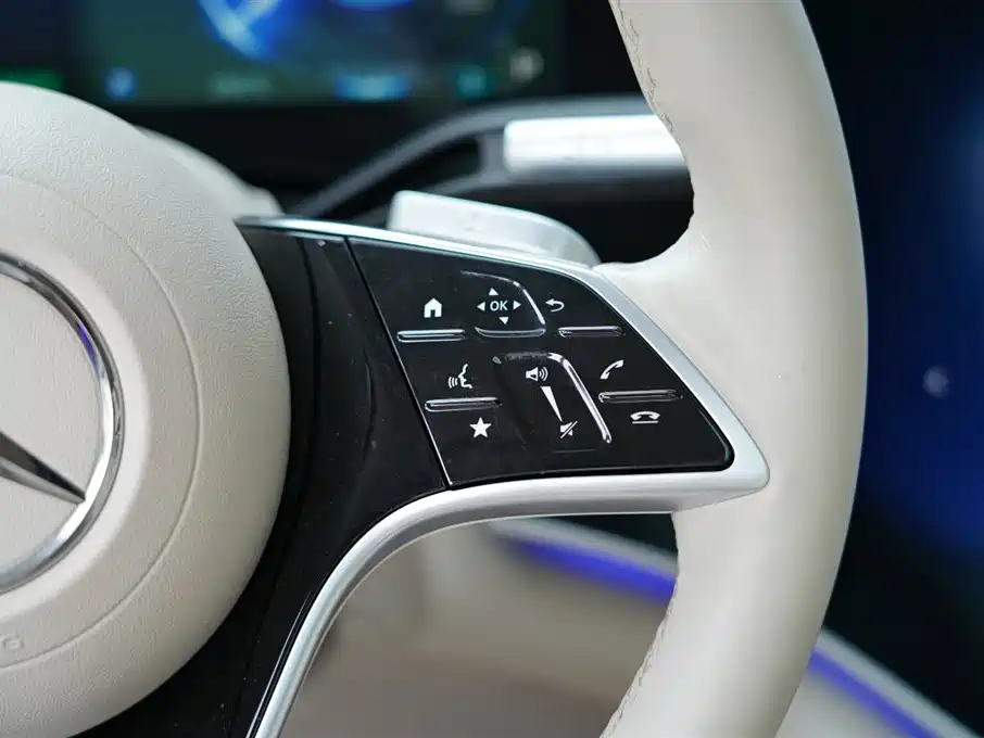 Mercedes-Benz EQS SUV