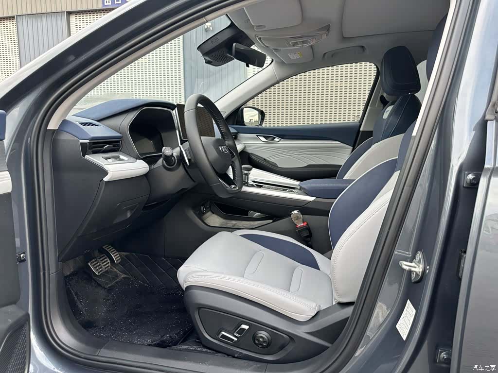 Geely Preface, 2023 11