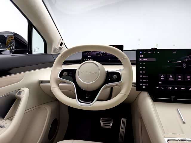 Luxeed R7, 2024 6