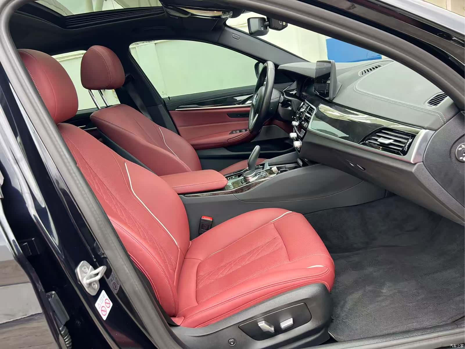 BMW 5 Series, 2023 7
