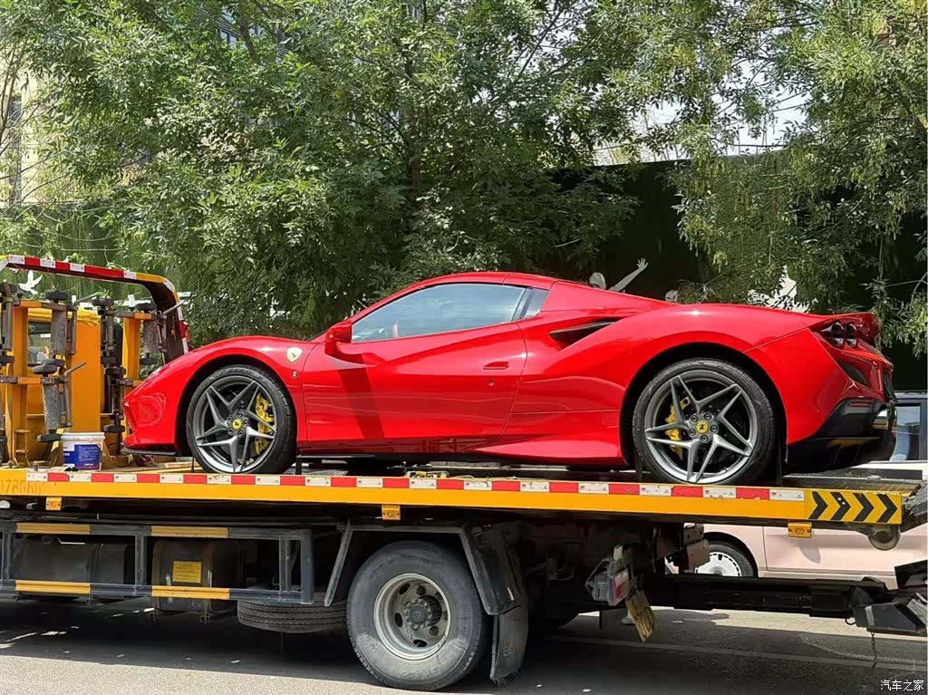 Ferrari F8, 2021 2