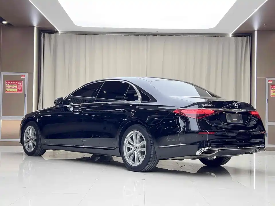 Mercedes-Benz S-class Mercedes-Benz S-class