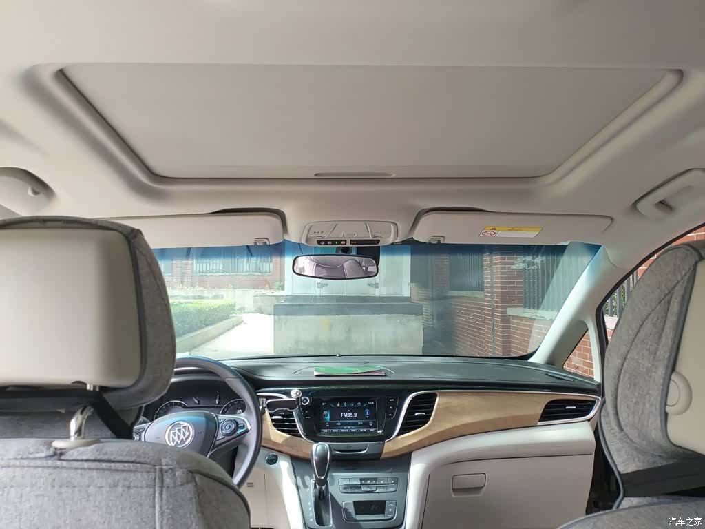 Buick GL8, 2019 19