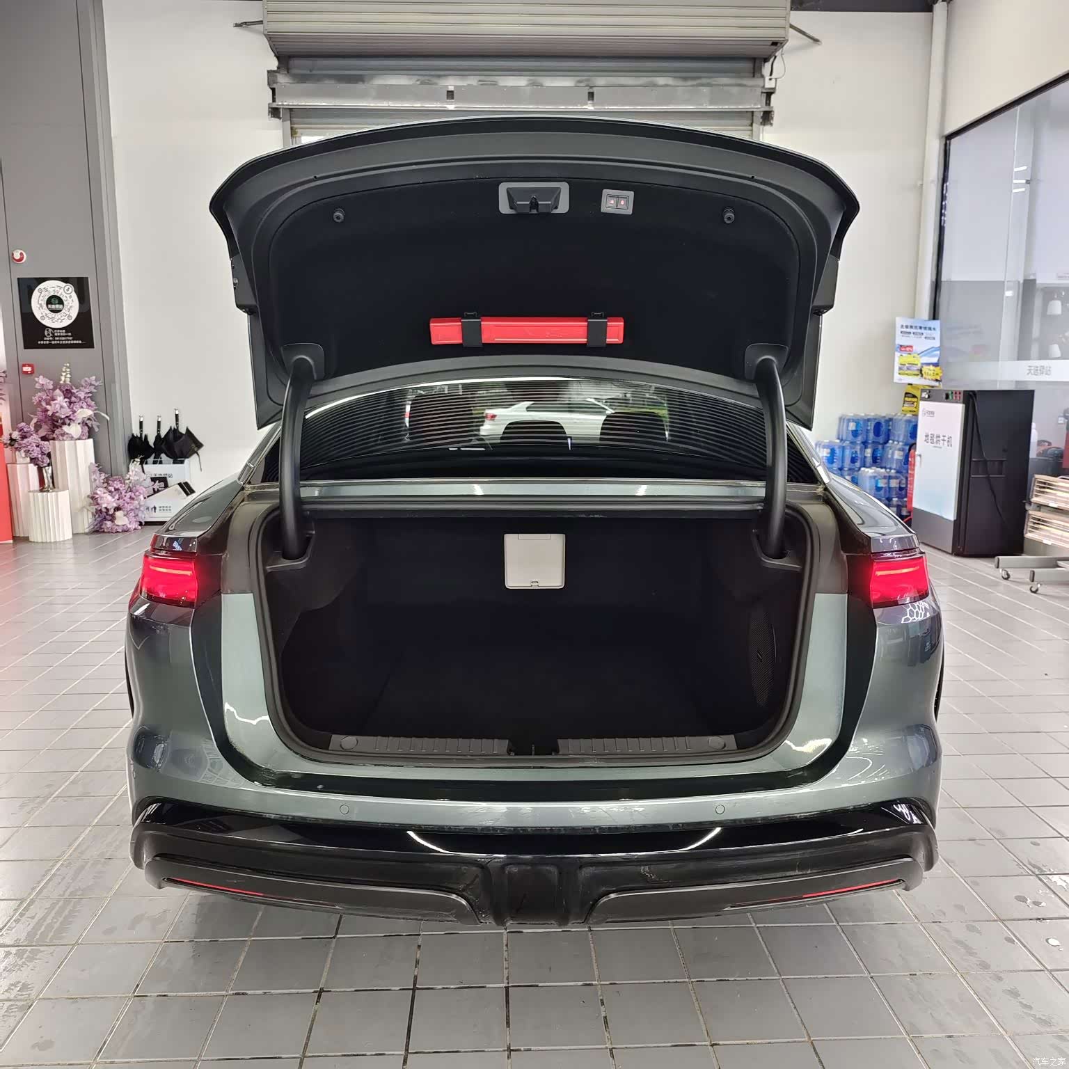BYD Han, 2025 10