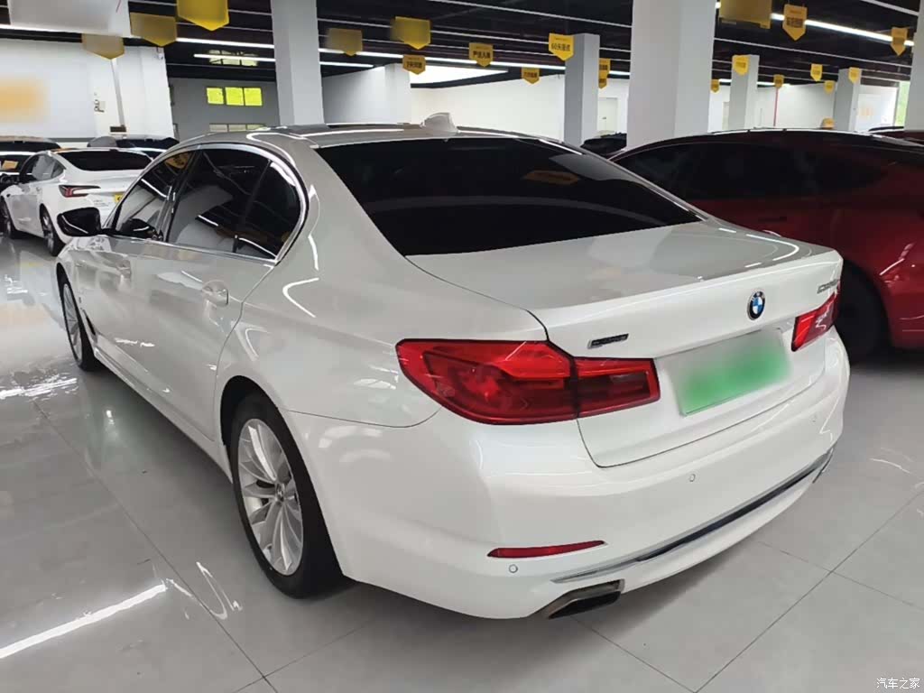 BMW 5 Series, 2019 23