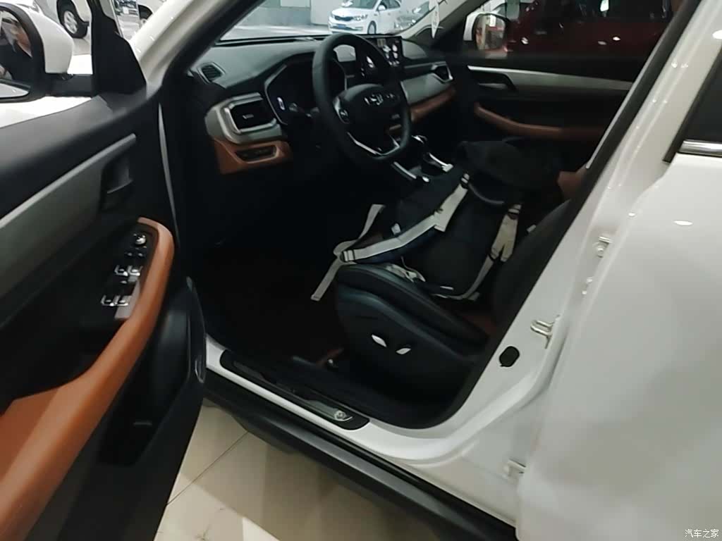 Geely X6, 2021 16