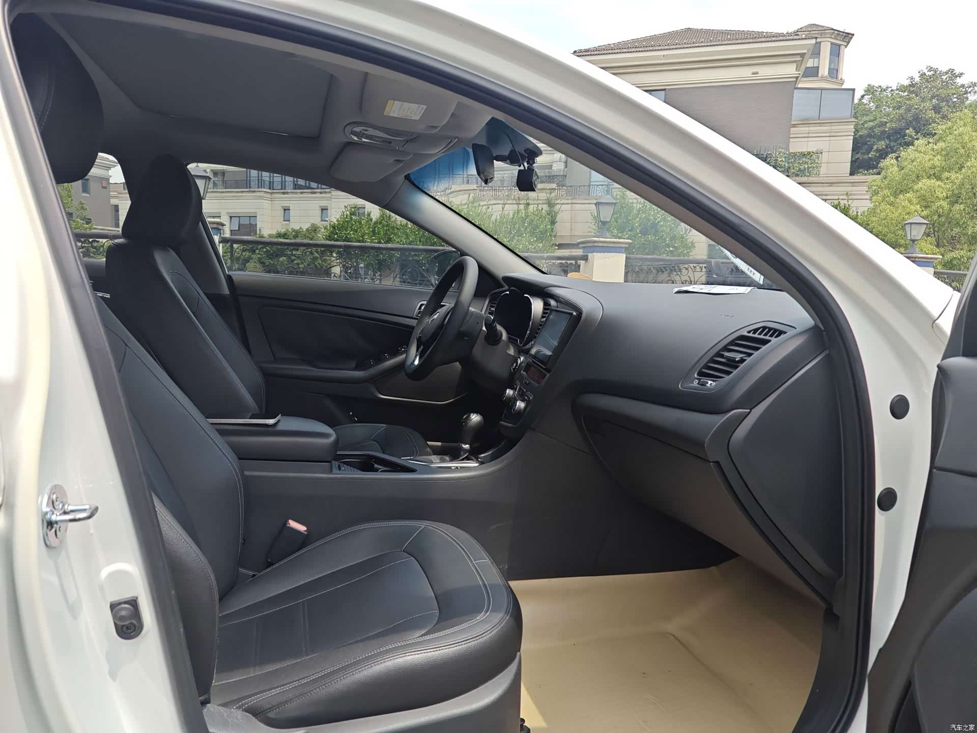 Kia K5, 2014 10