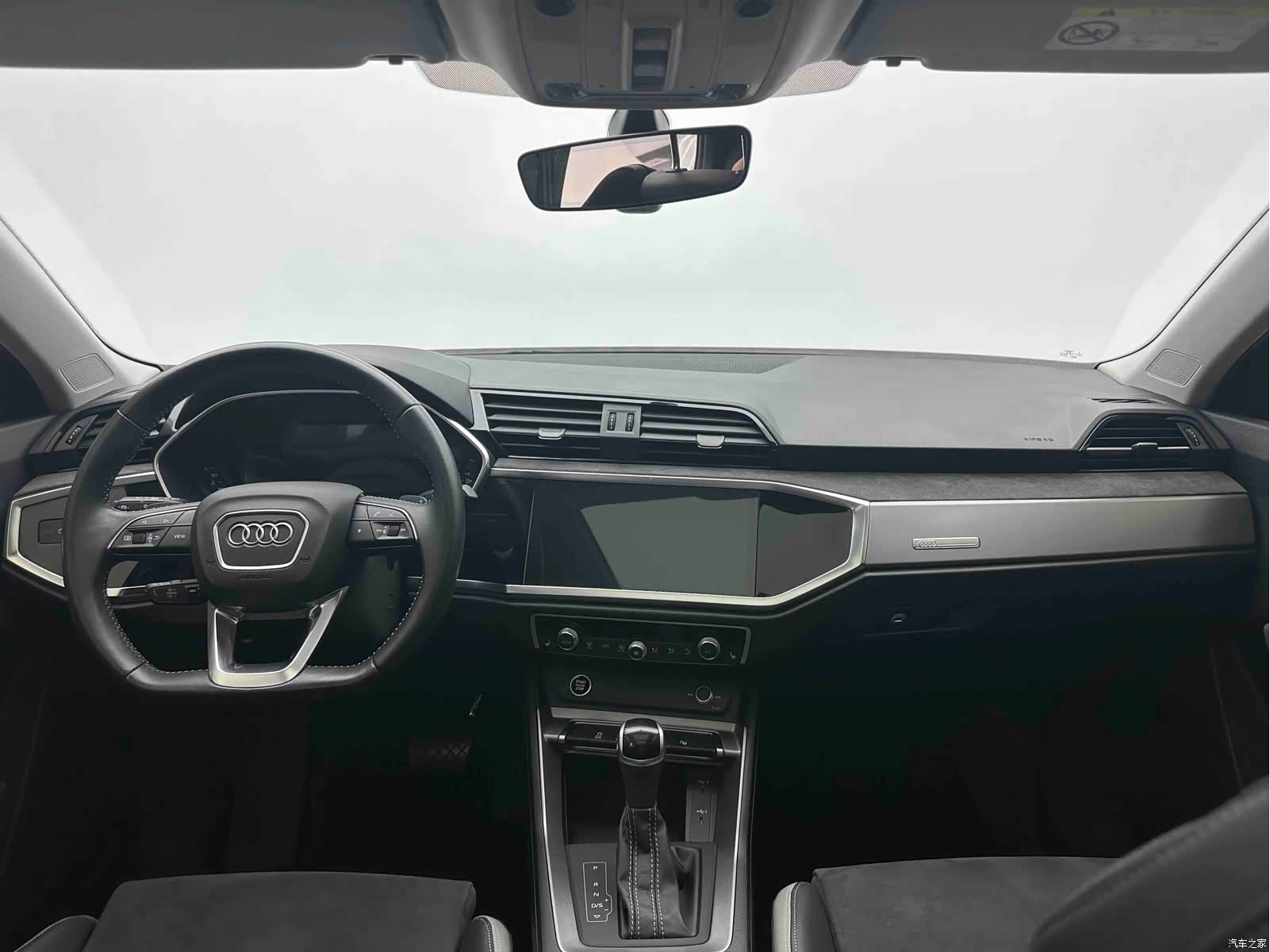 Audi Q3, 2022 15