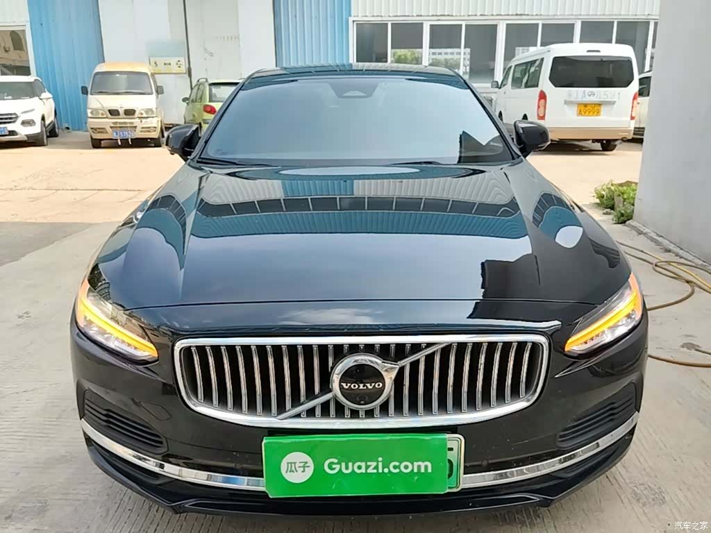 Volvo S90, 2023 3