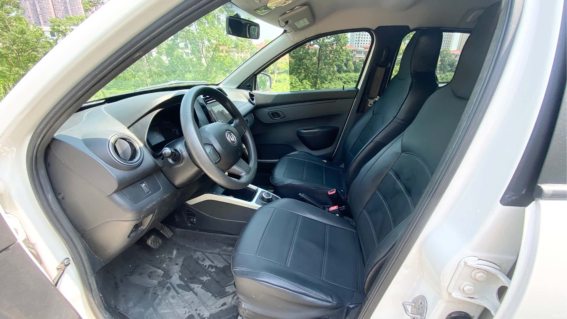 DongFeng E1, 2022 10