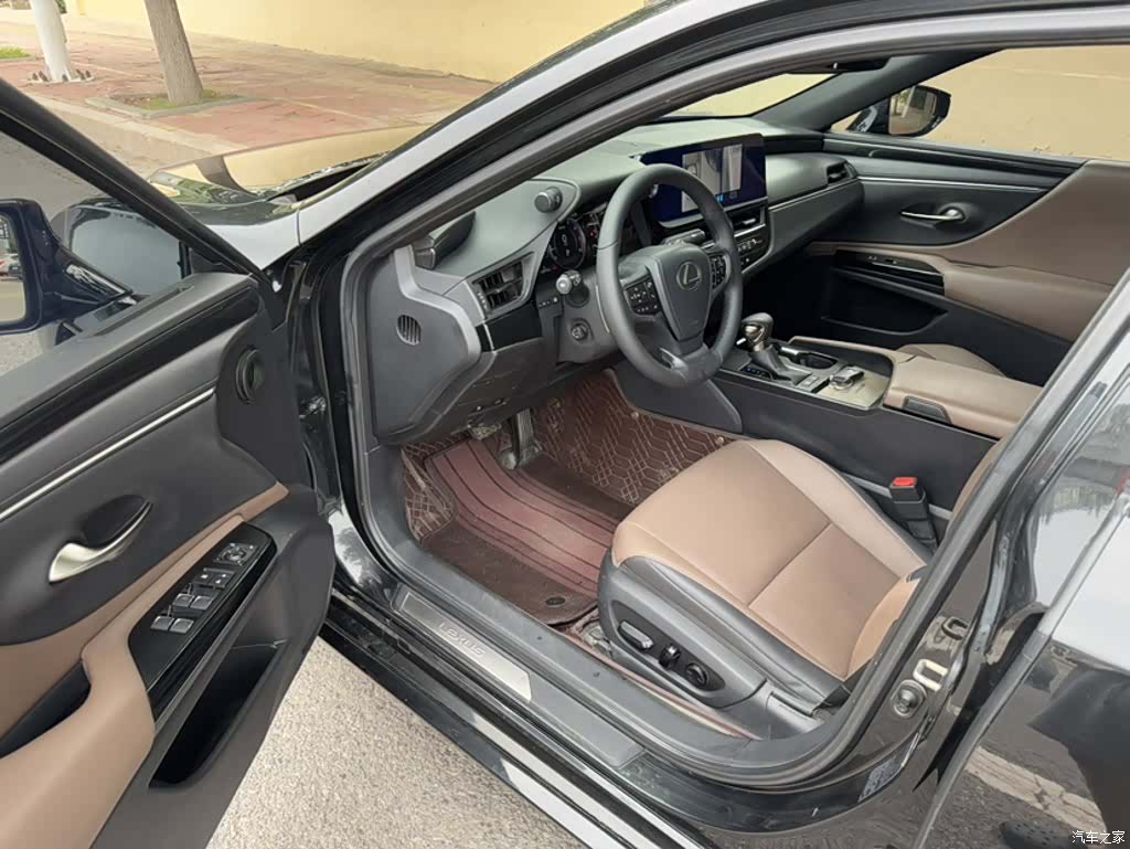 Lexus ES, 2023 15