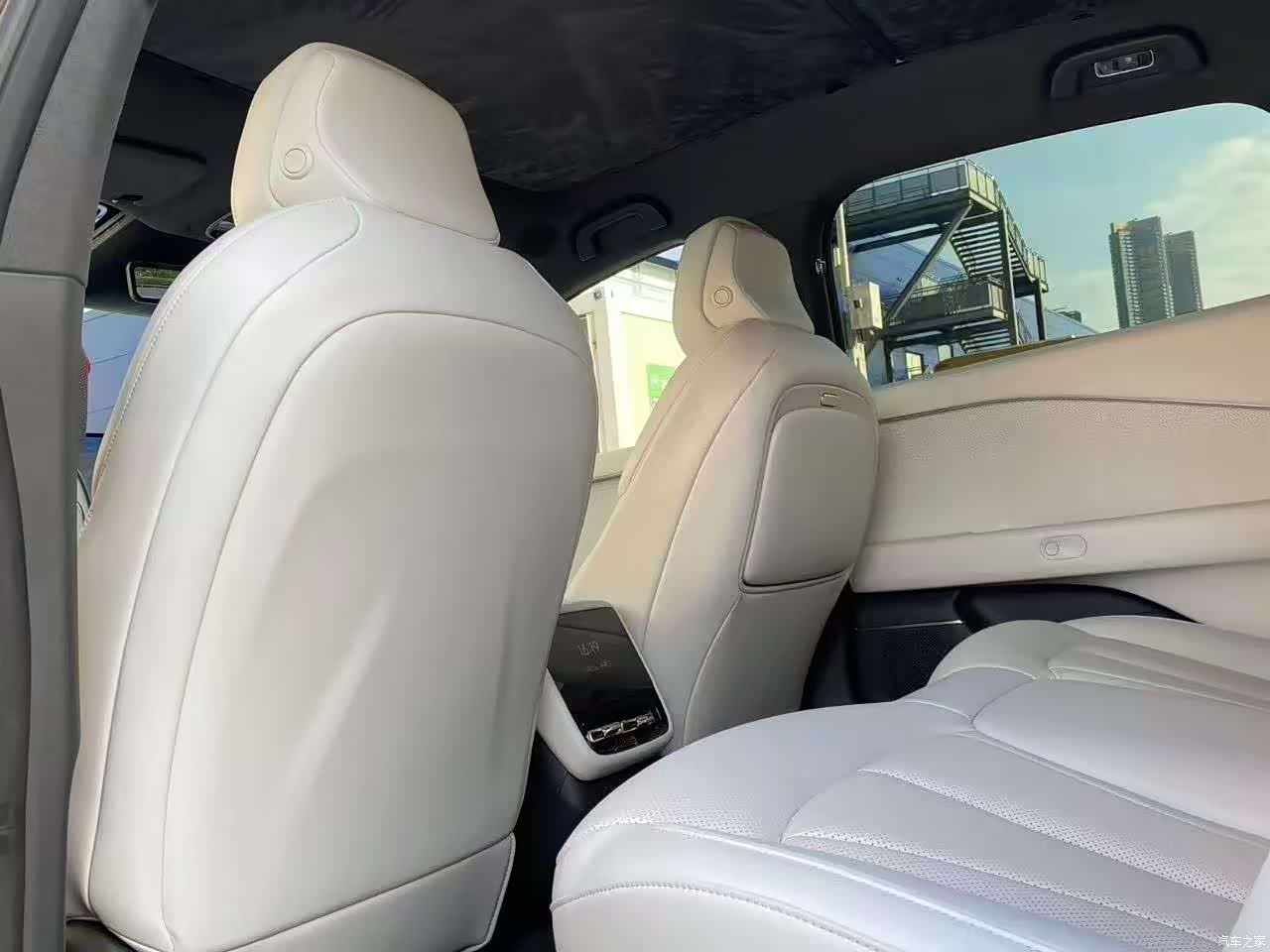 Xpeng P7, 2025 6