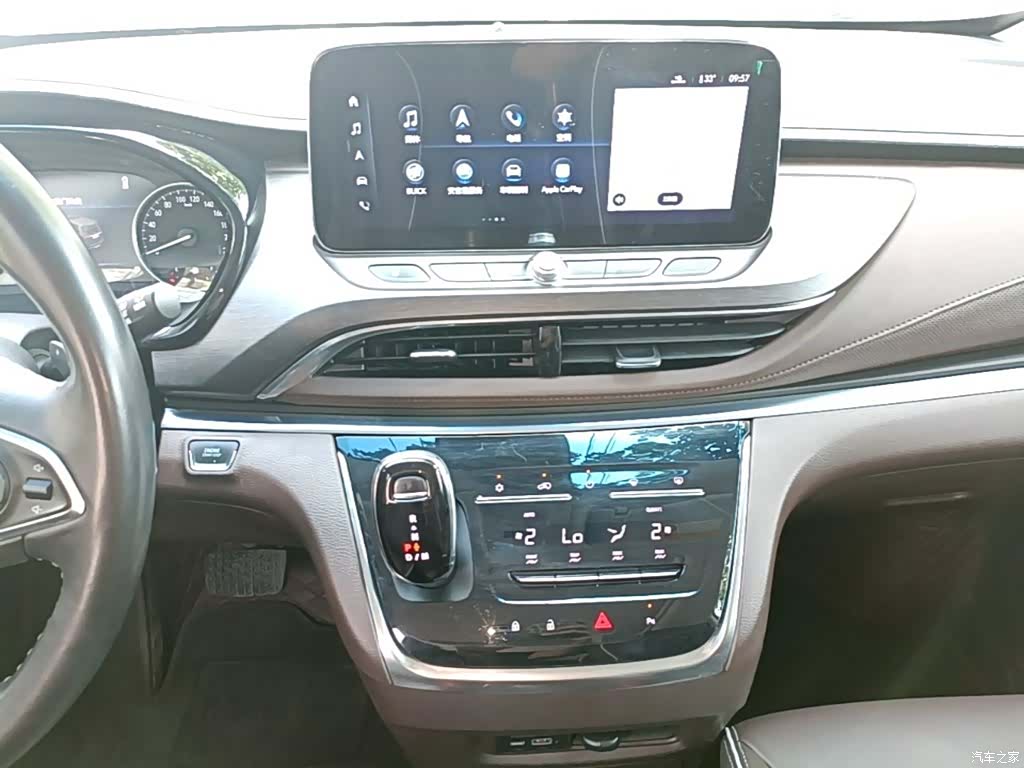 Buick GL8, 2022 13
