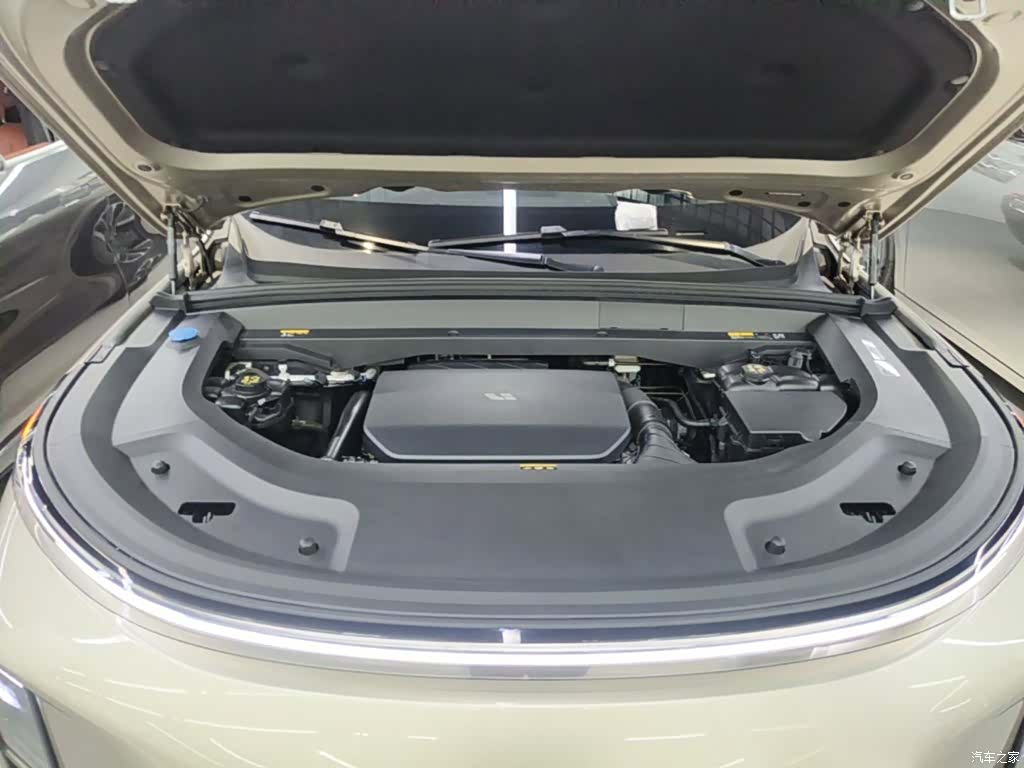 Li Auto L8, 2024 20