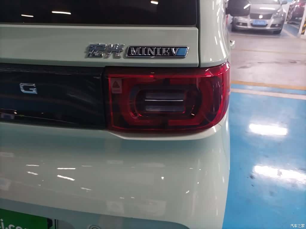 Wuling MINIEV, 2022 8