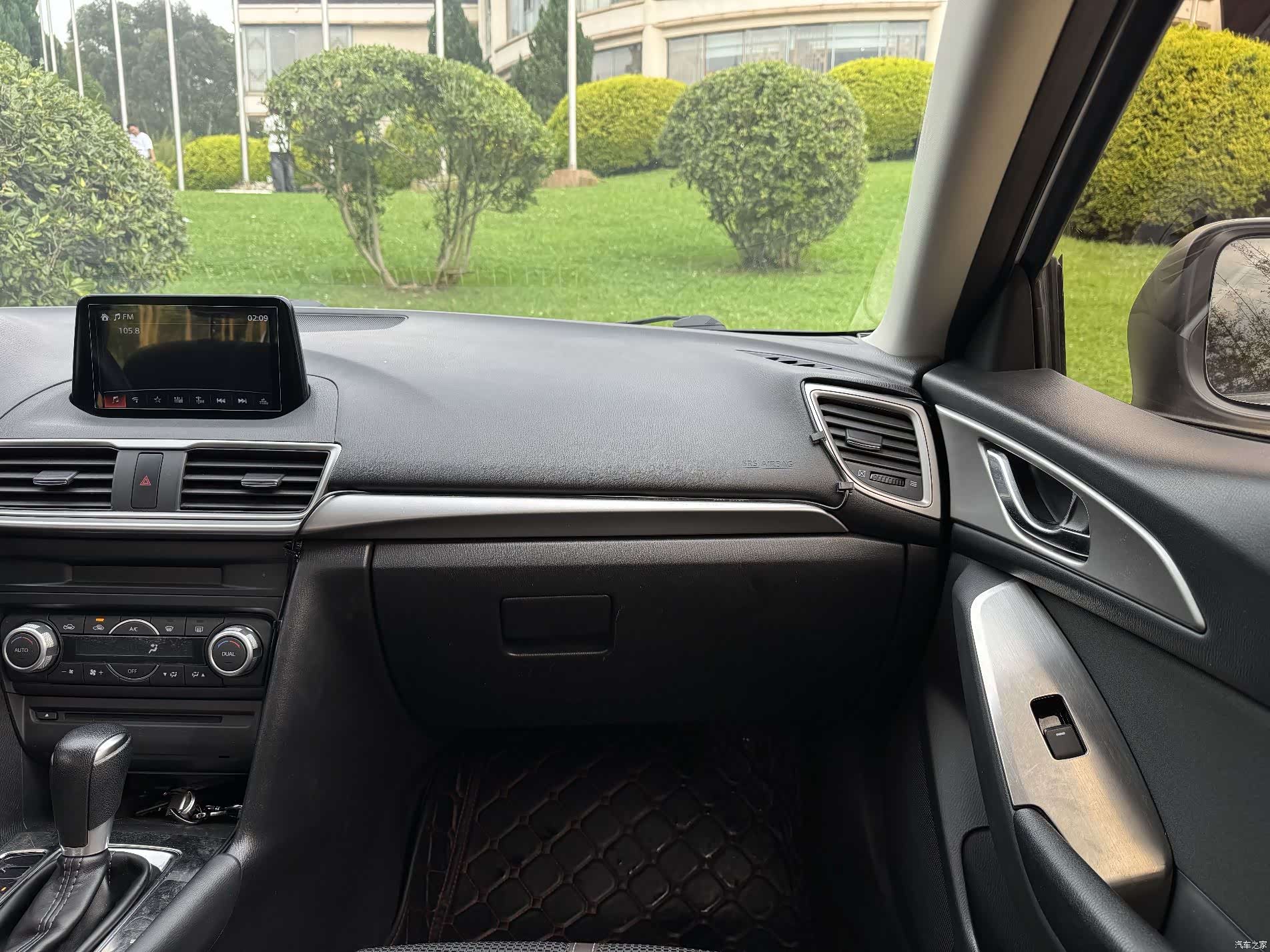 Mazda Mazda3, 2018 24
