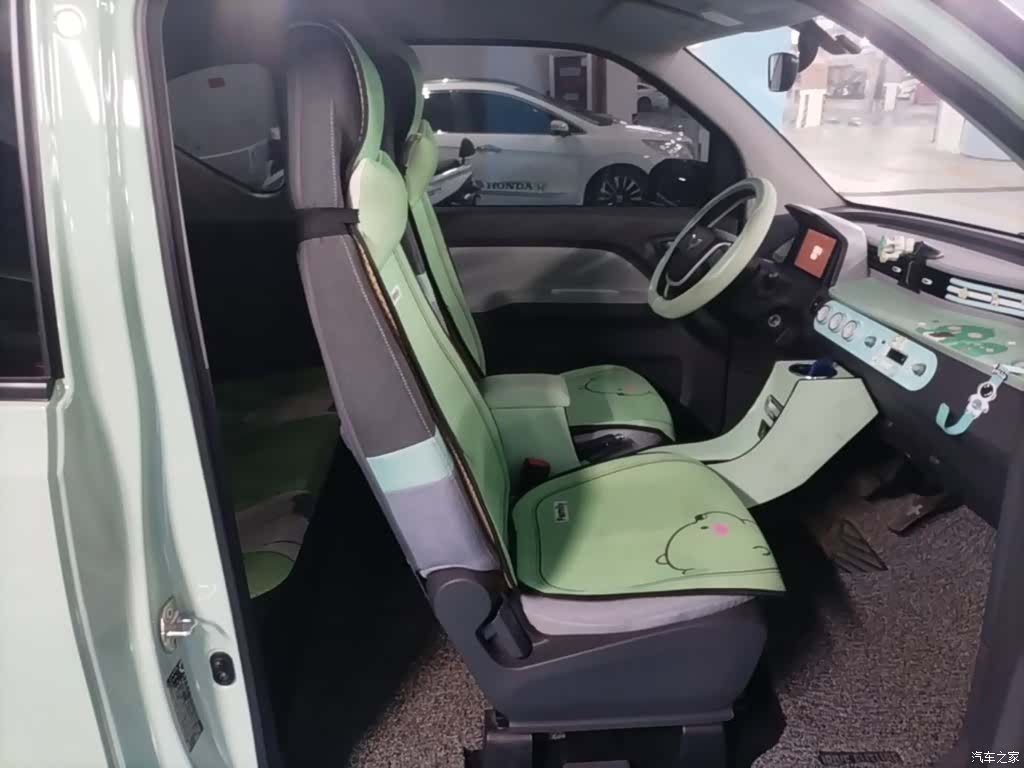 Wuling MINIEV, 2022 25