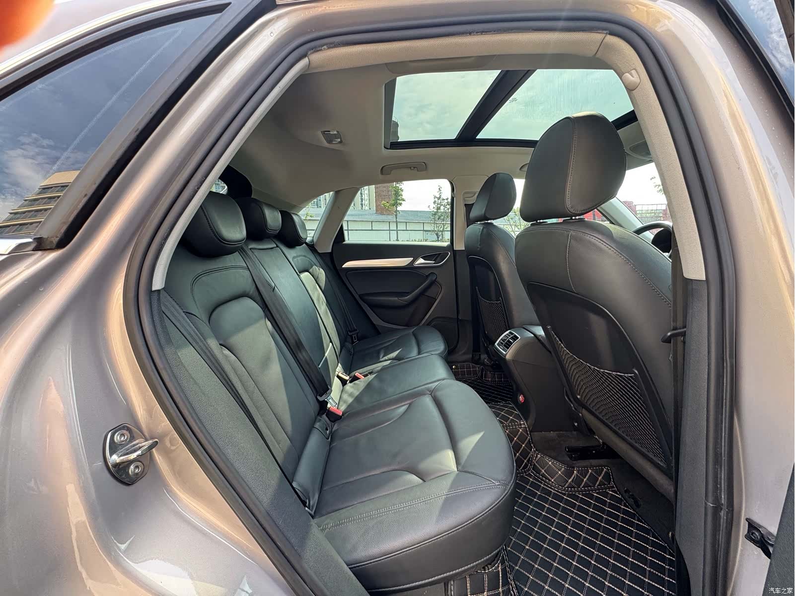Audi Q3, 2014 12